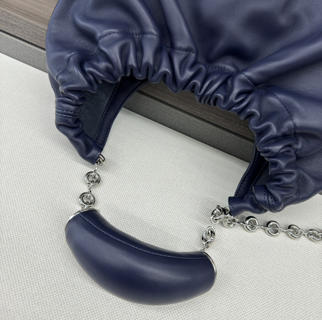 Loewe Squeeze Bag-29*24*10.5CM