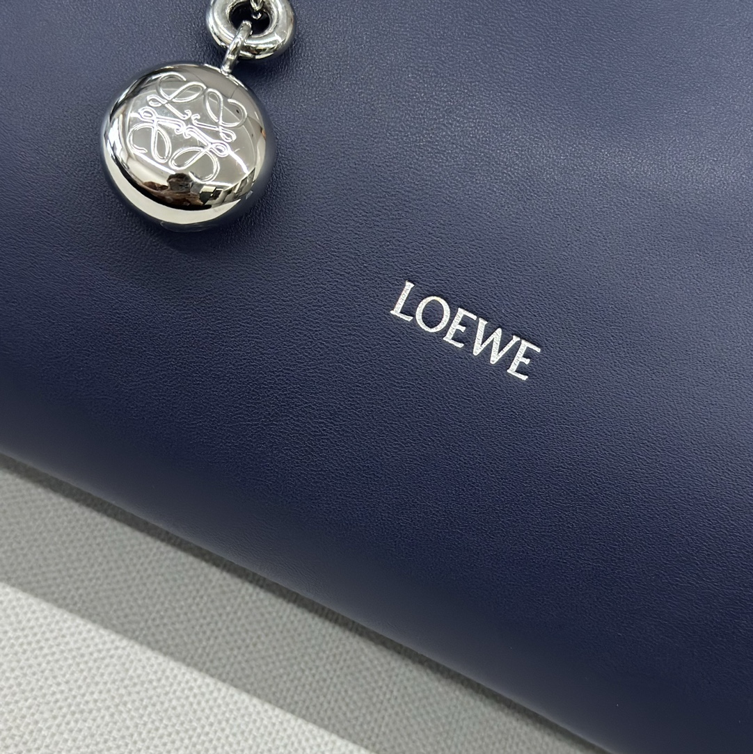 Loewe Squeeze Bag-34*13.5*33CM
