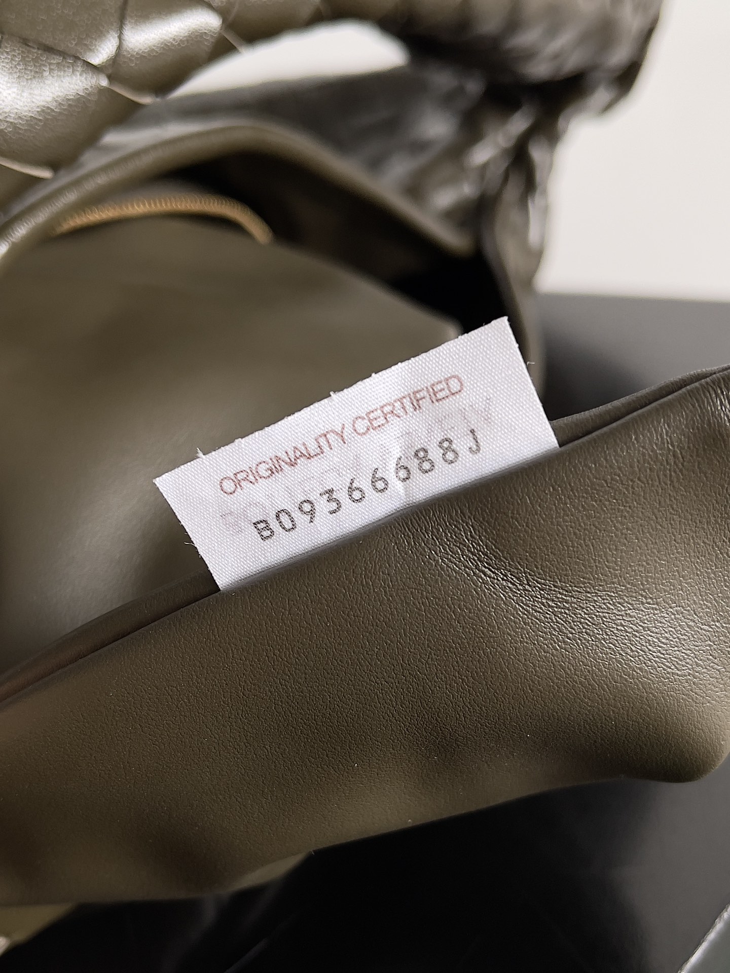 Bo*te*ga ve*ne*ta hop bag-53*24*13cm