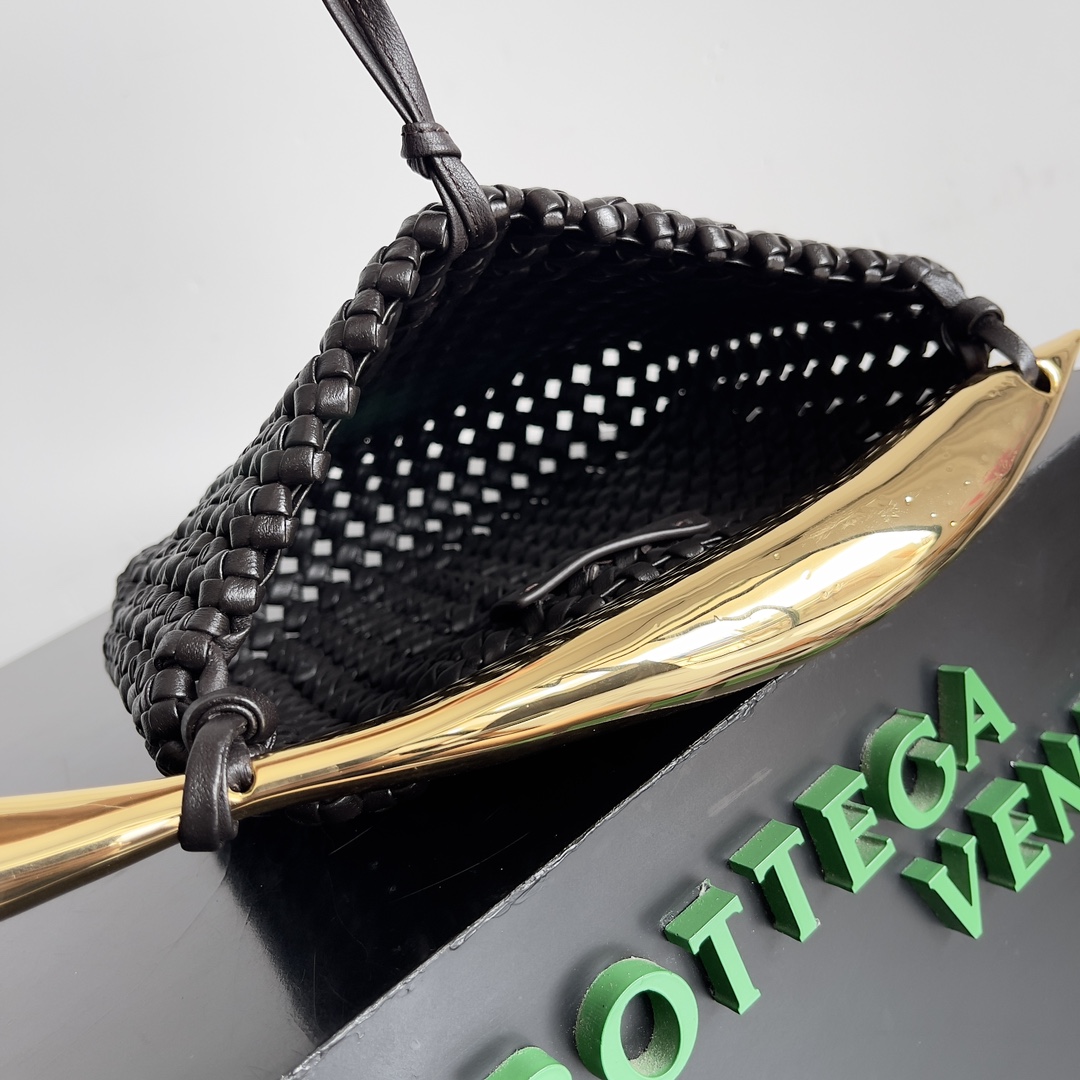 Bo*te*ga ve*ne*ta sardine bag-21*6*21cm