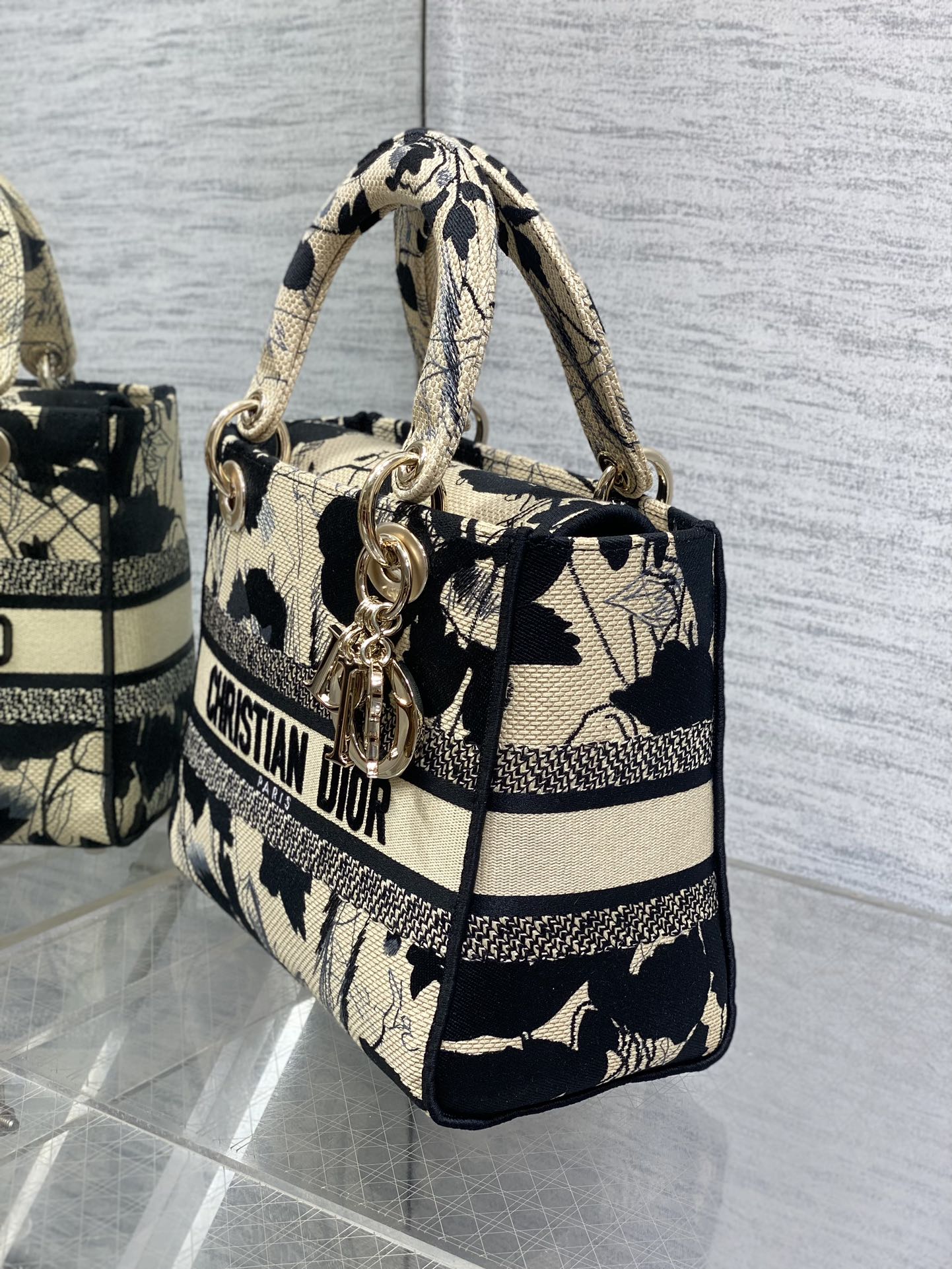 lady D*or handle bag-24cm