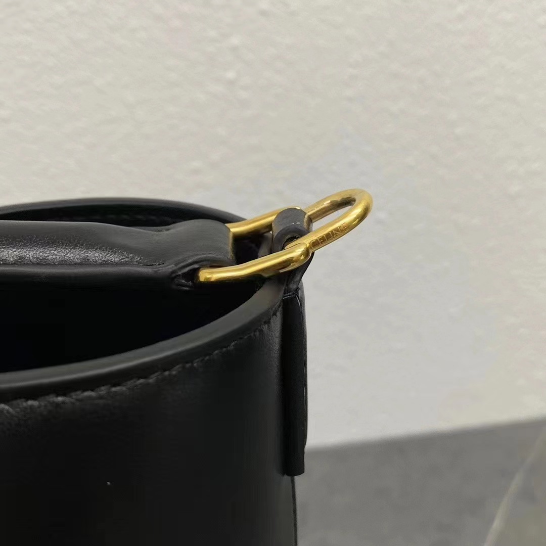 Ce**e triomphe l**ise bag-23.5x24x16cm