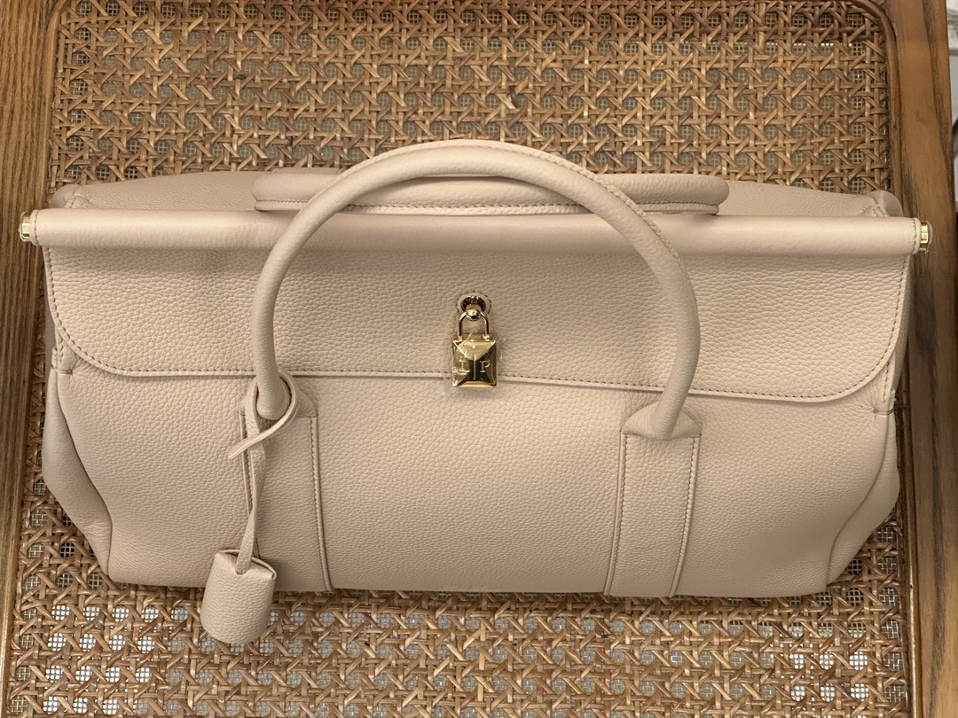 Loro Piana Loom Bag L32-33 x 23 x 18CM