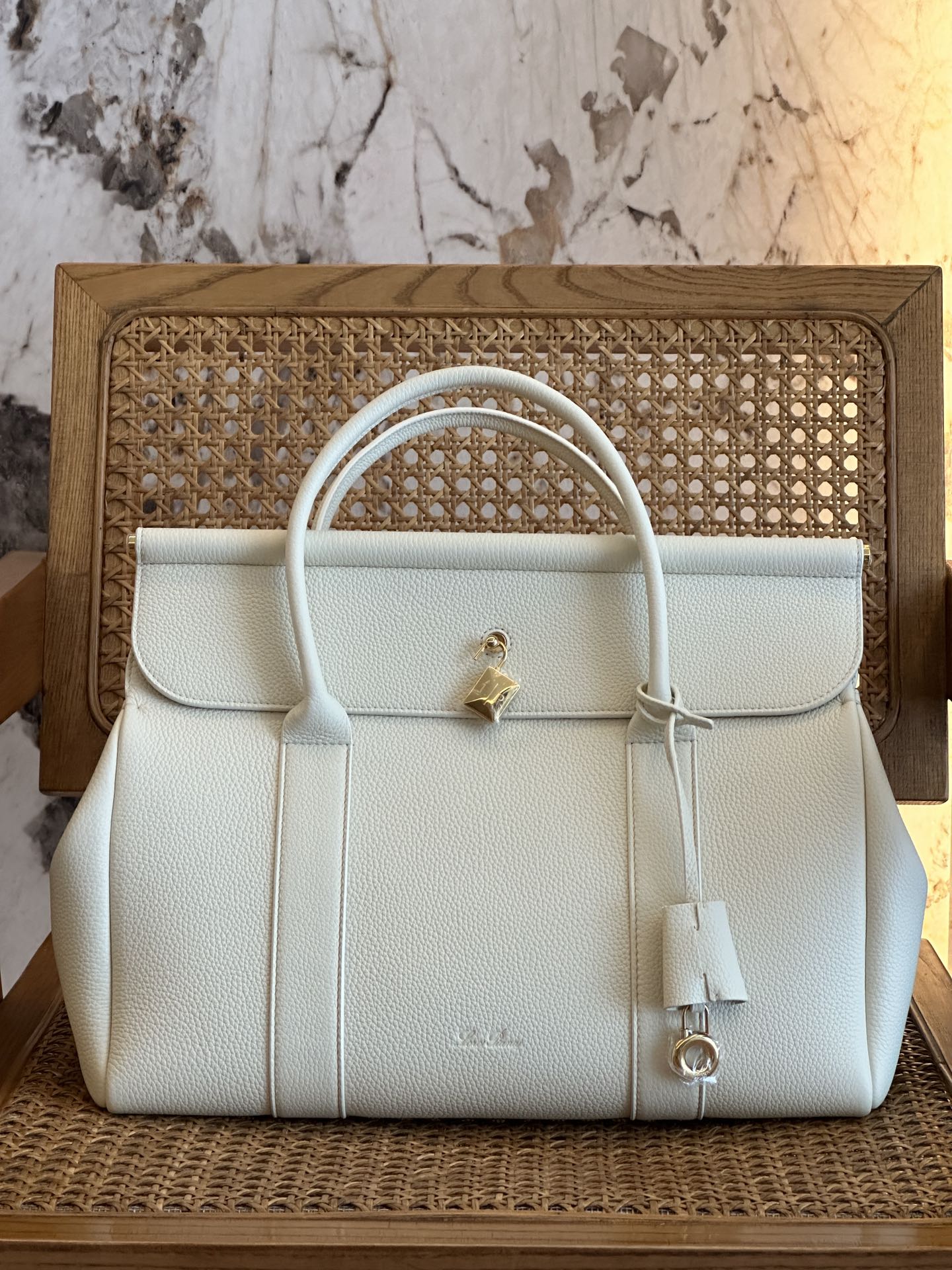 Loro Piana Loom Bag L32-33 x 23 x 18CM