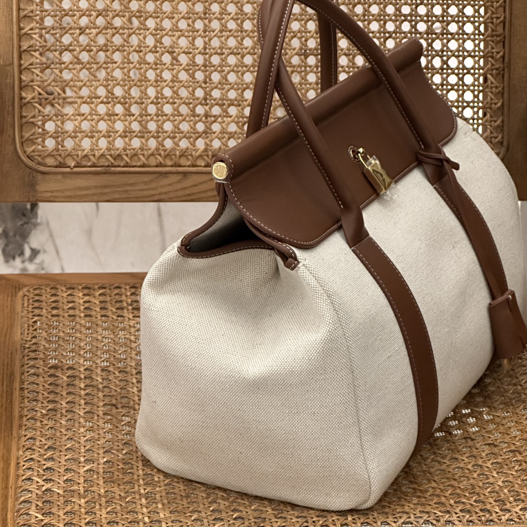 Loro Piana Loom Bag L32-33 x 23 x 18CM
