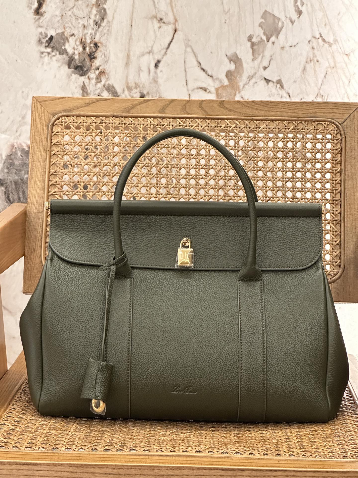 Loro Piana Loom Bag L32-33 x 23 x 18CM