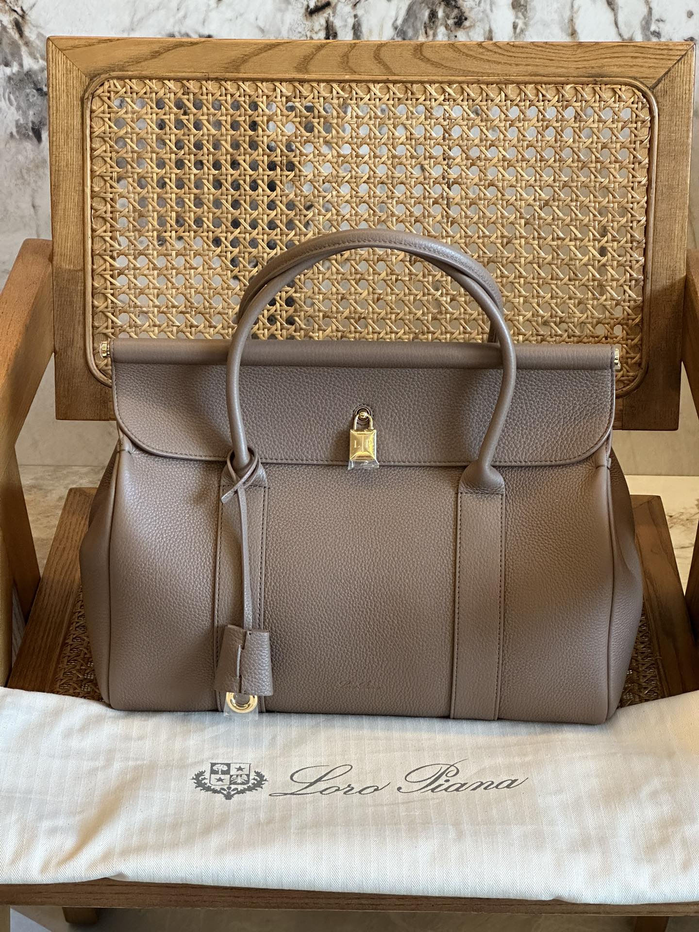 Loro Piana Loom Bag L32-33 x 23 x 18CM