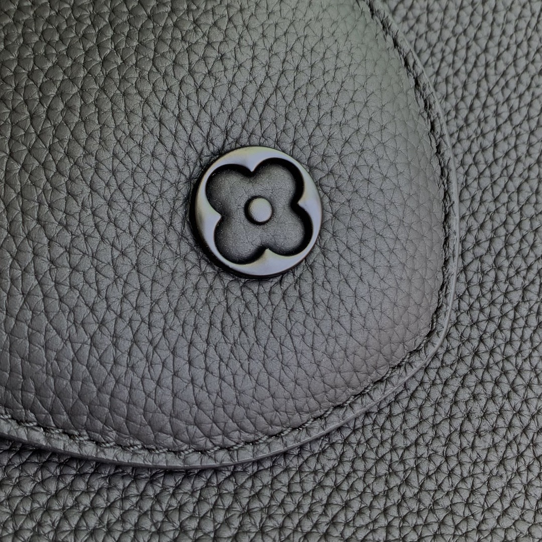 l**is V*t*n capucines souple handlebag-38 x 23 x 16cm