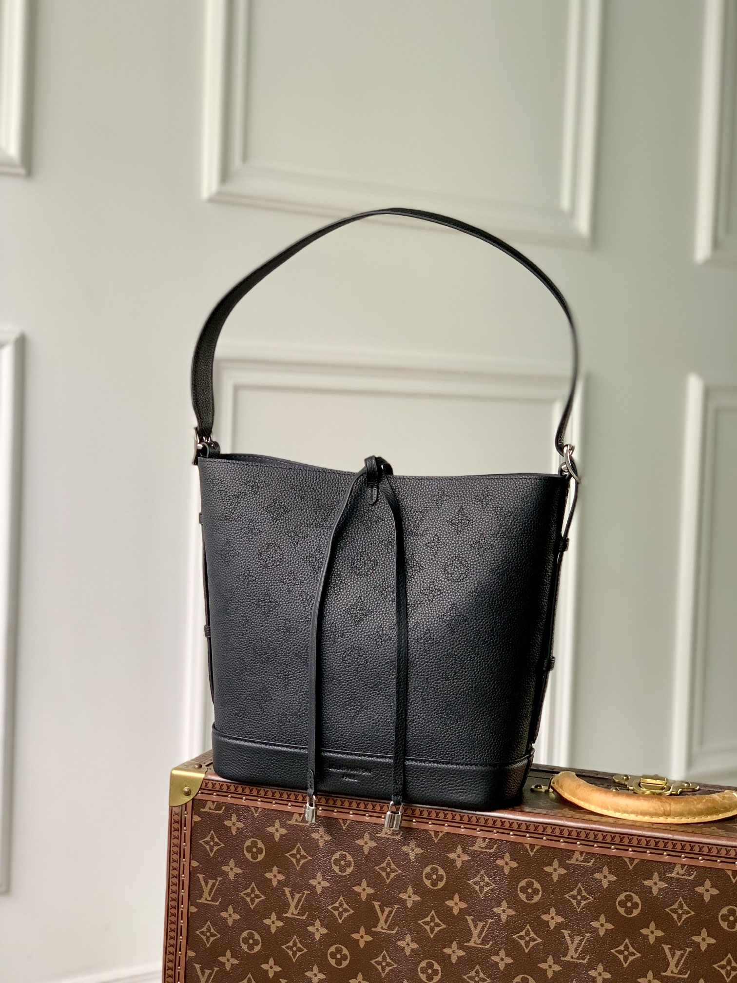 l**is V*t*n flore bag-m1214027 x 10 x 28cm