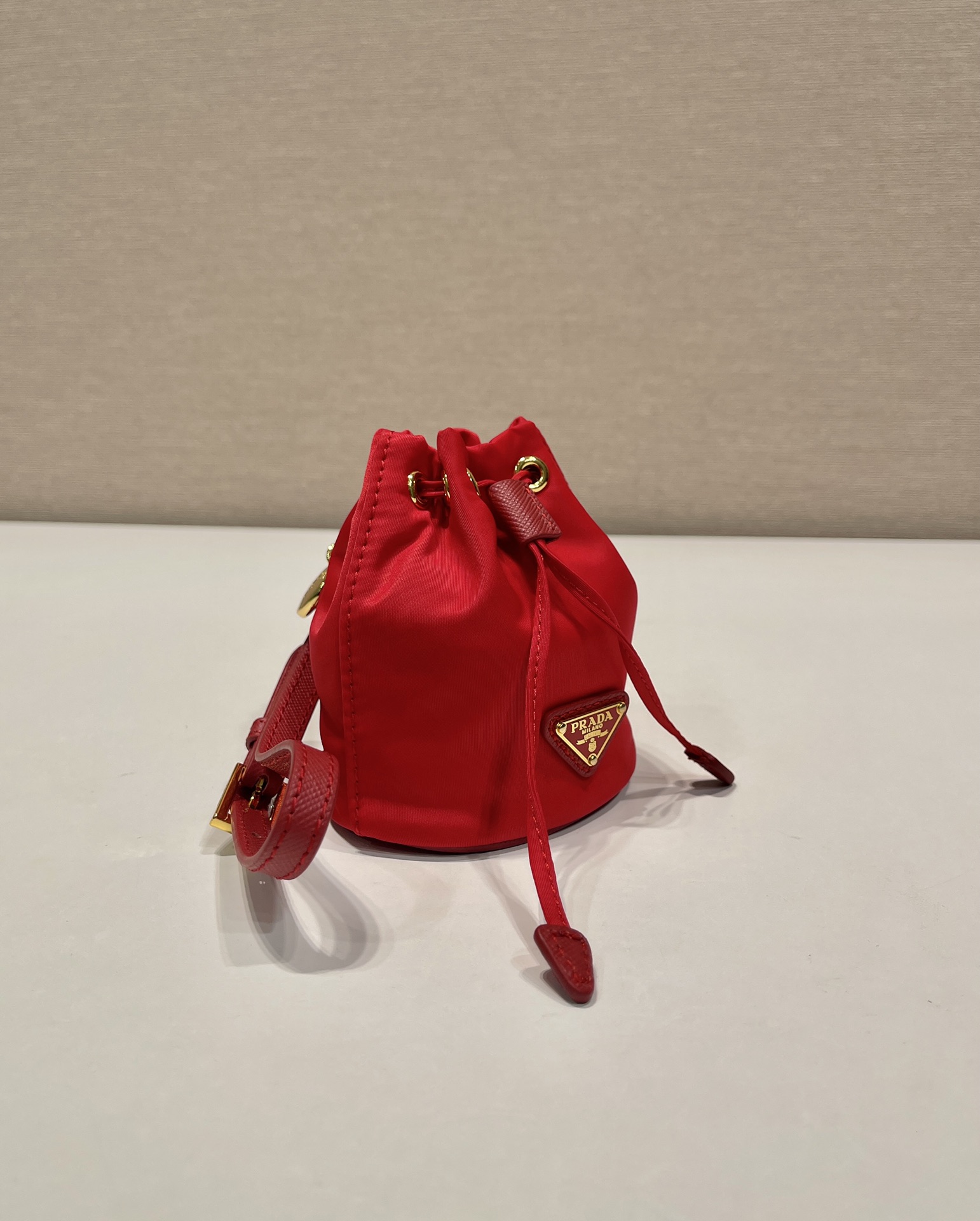 Pra*a 1tt202 re-nylon mini bag-8.5*10.5cm