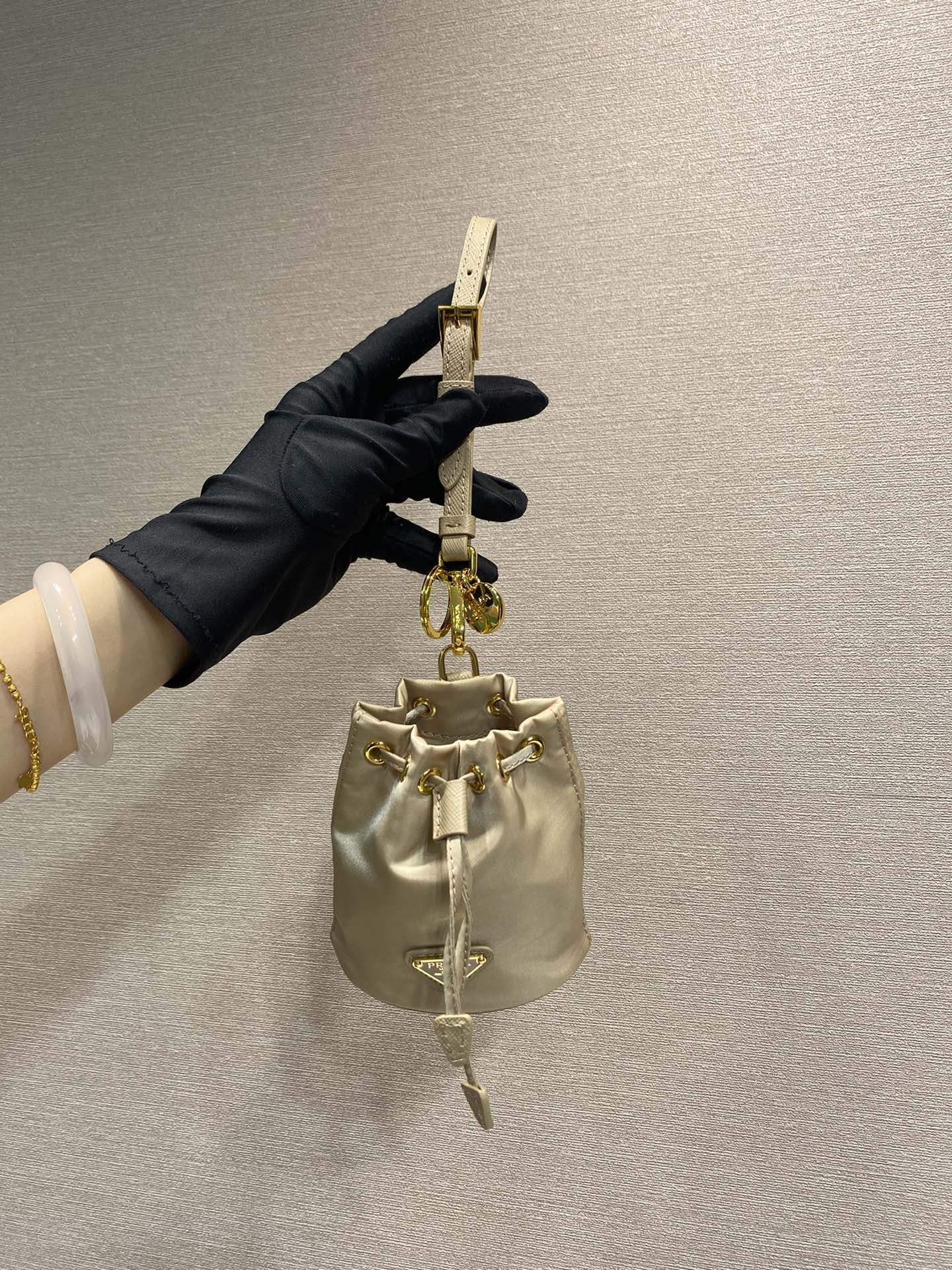 Pra*a 1tt202 re-nylon mini bag-8.5*10.5cm