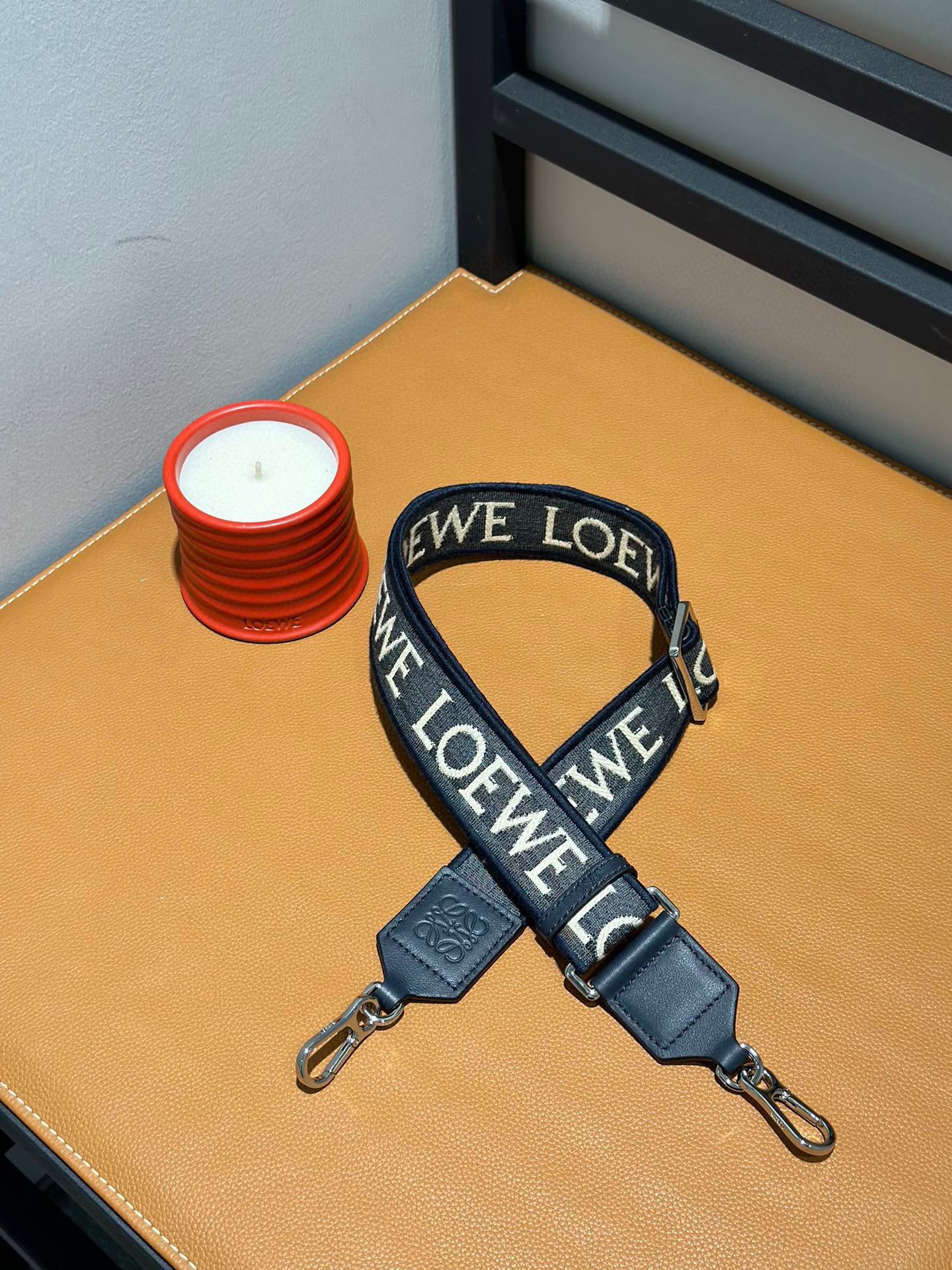 Loewe Straps-105*4CM