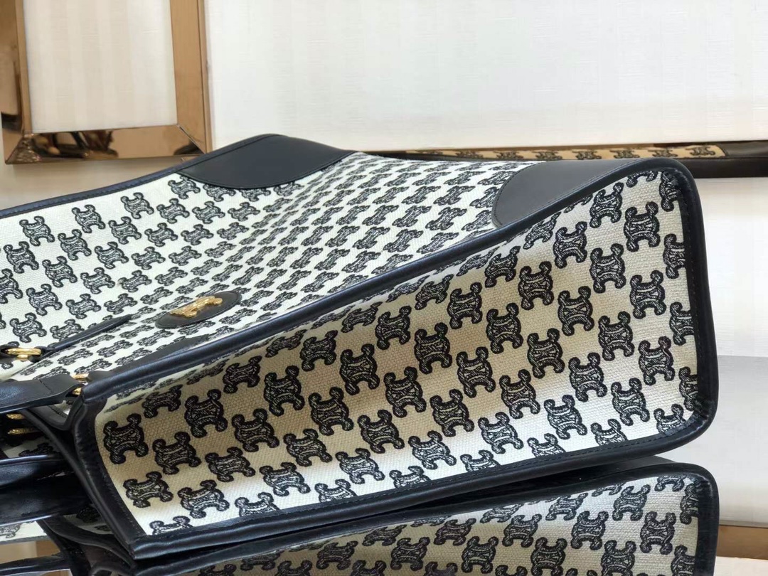 Celin Cabas Triomphe Tote-43*31* 15CM