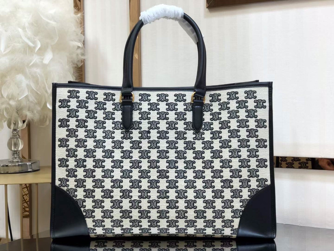 Celin Cabas Triomphe Tote-43*31* 15CM