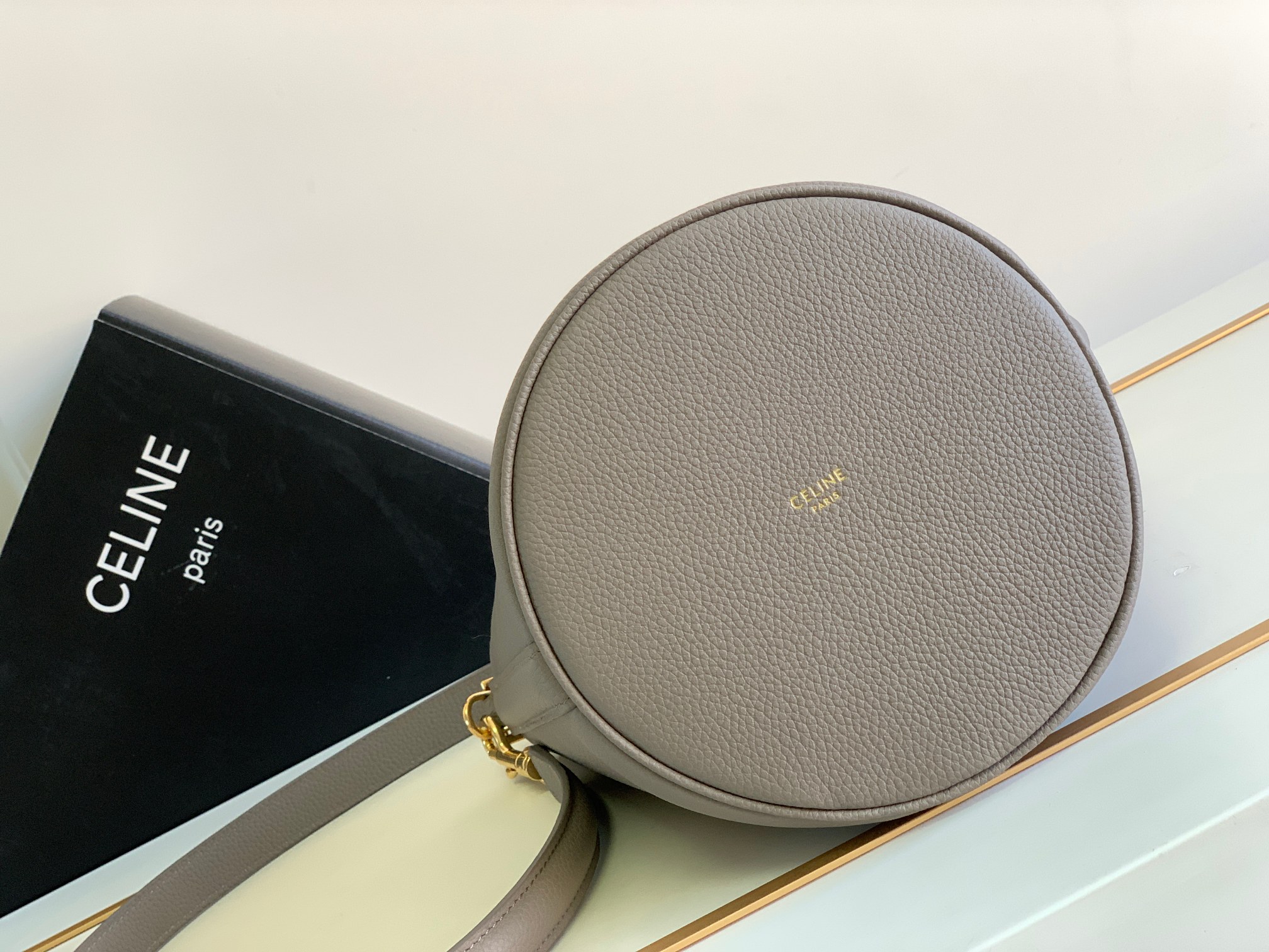 Ce**e bucket bag-16x18x16cm