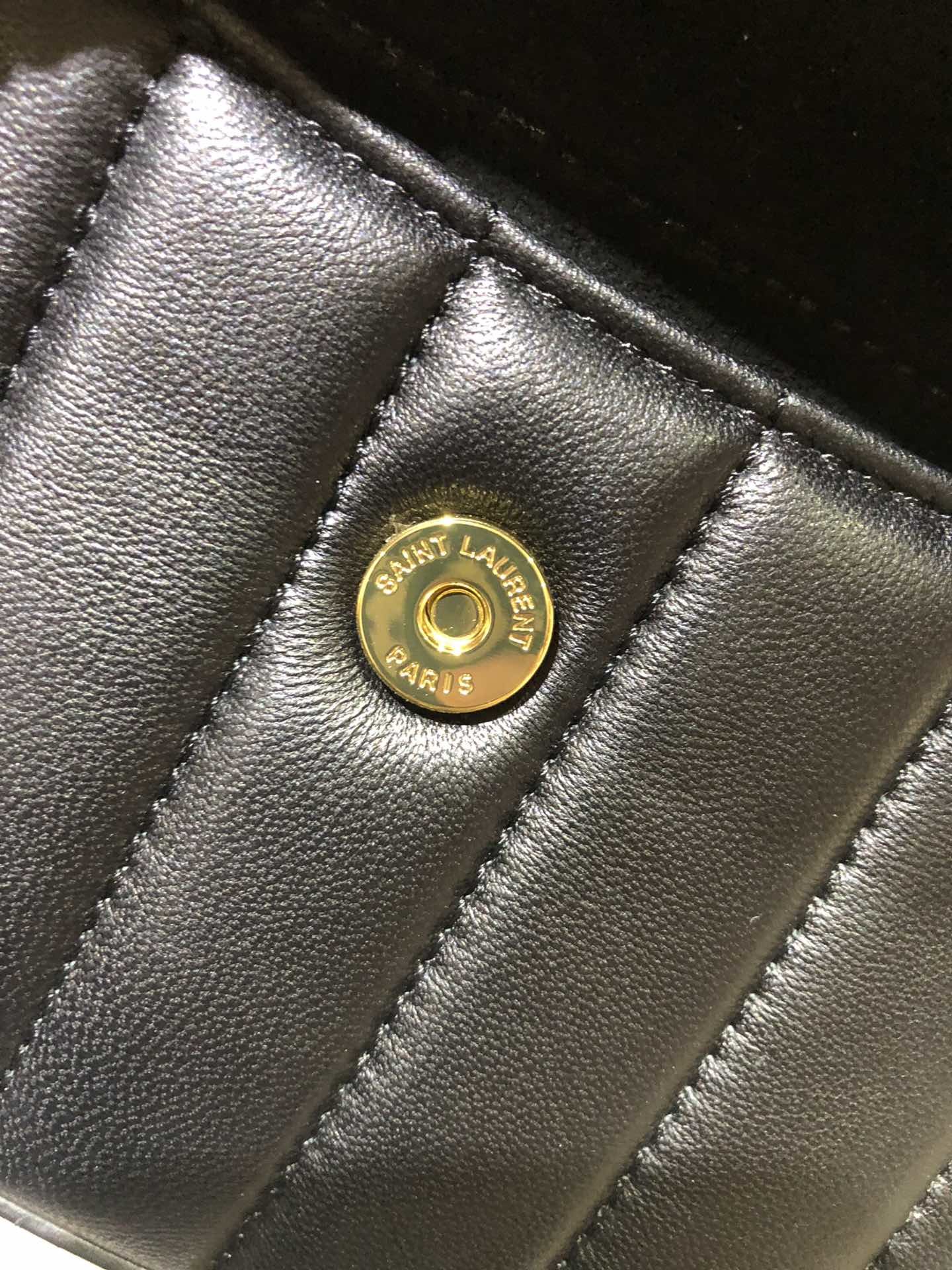 YSL Vicky Chain Bag-18*13*6CM