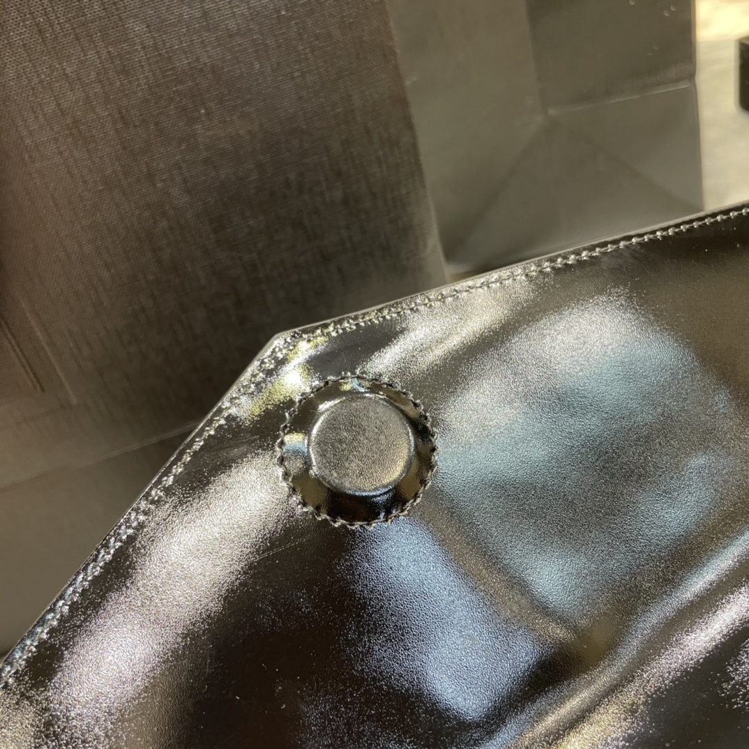 YSL Uptown Wallet-27×16×2CM