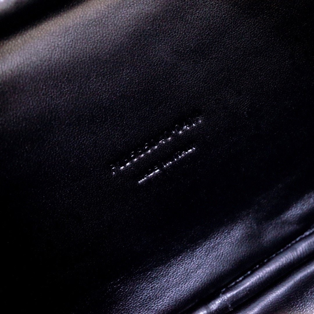 YSL Mini Lou Camera Bag-‎19*11*5CM