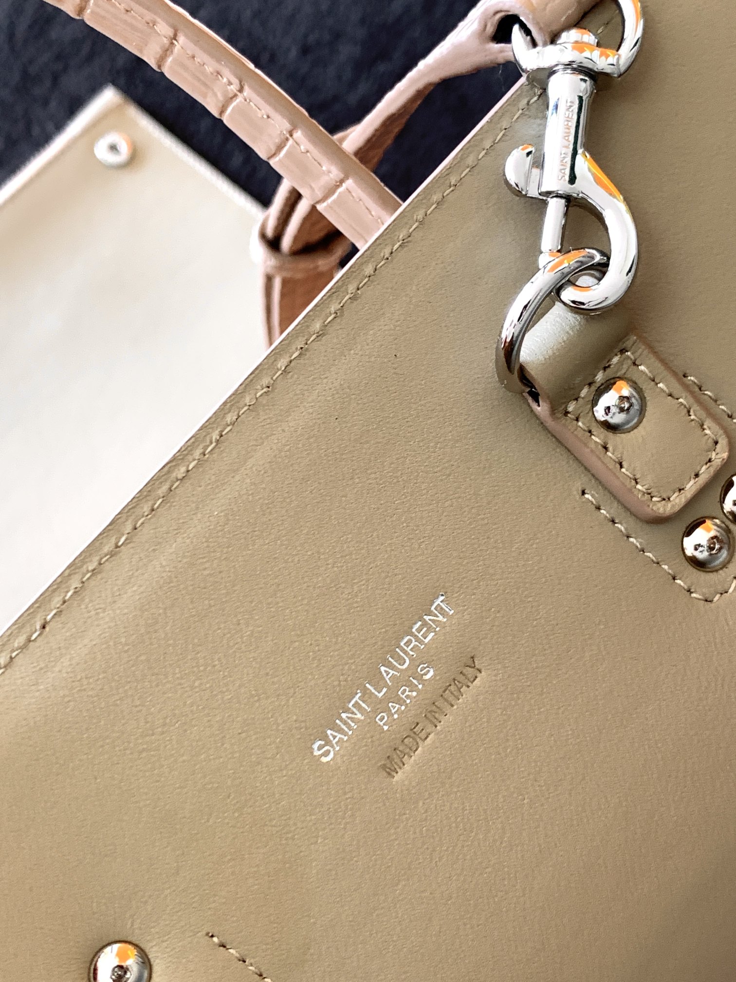 YSL Sac De Jour-26*20.5*12.5CM