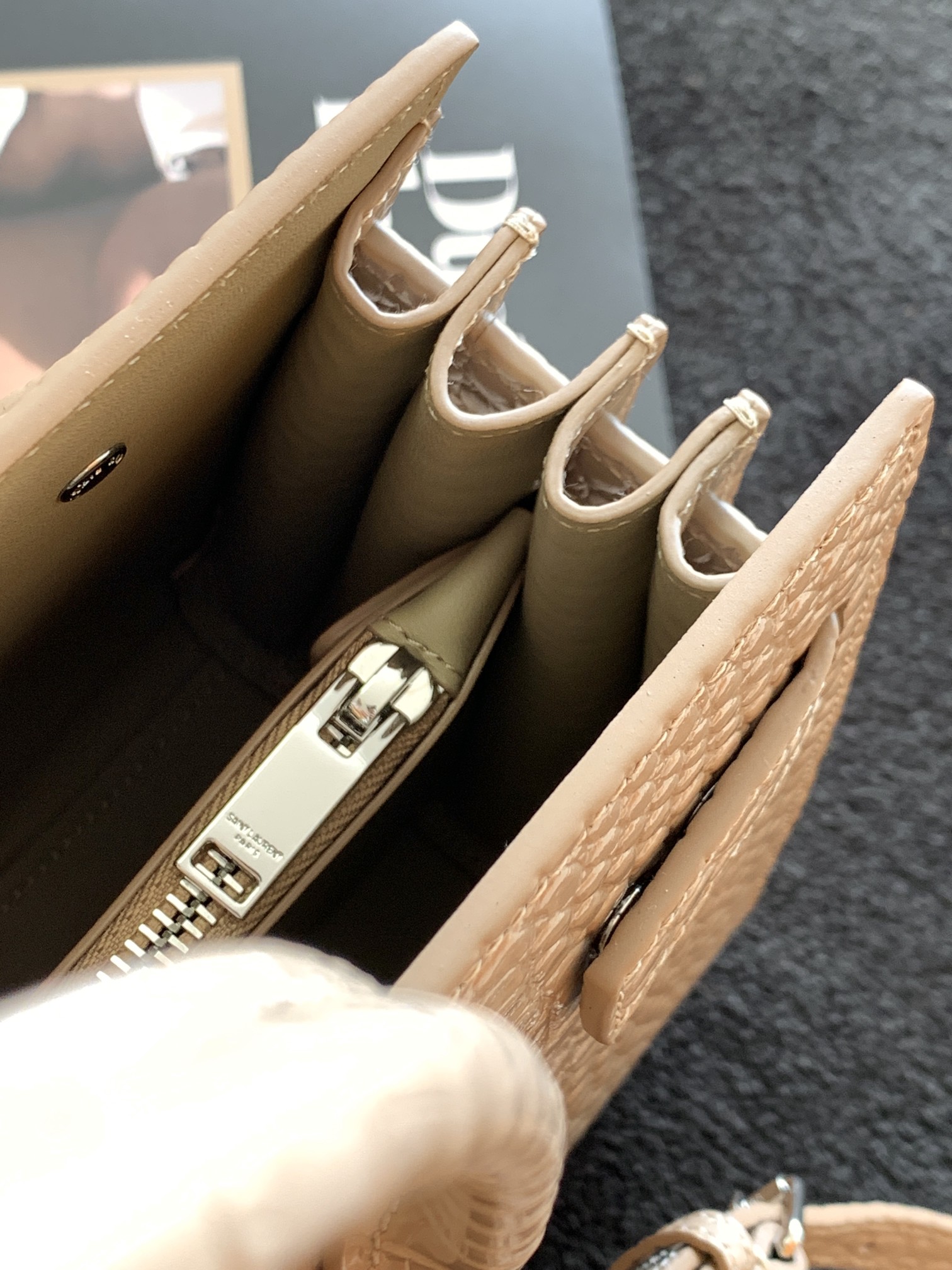 YSL Sac De Jour-26*20.5*12.5CM